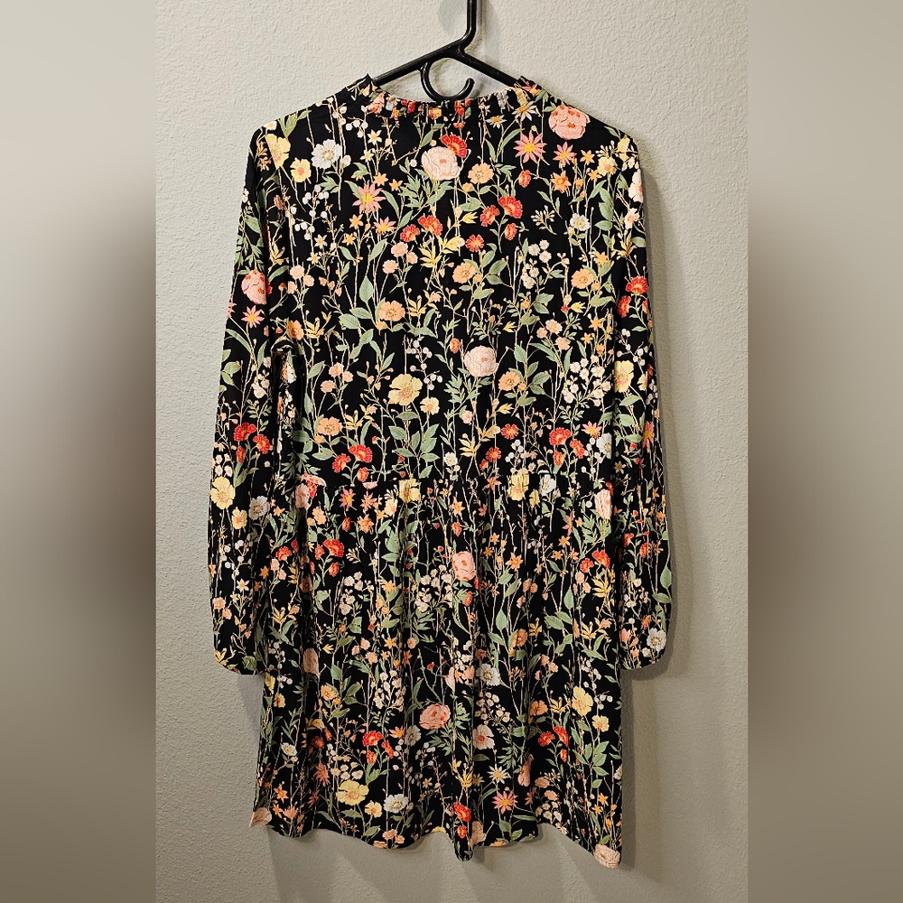 NWT LOFT Black Floral Dress. Size M.
